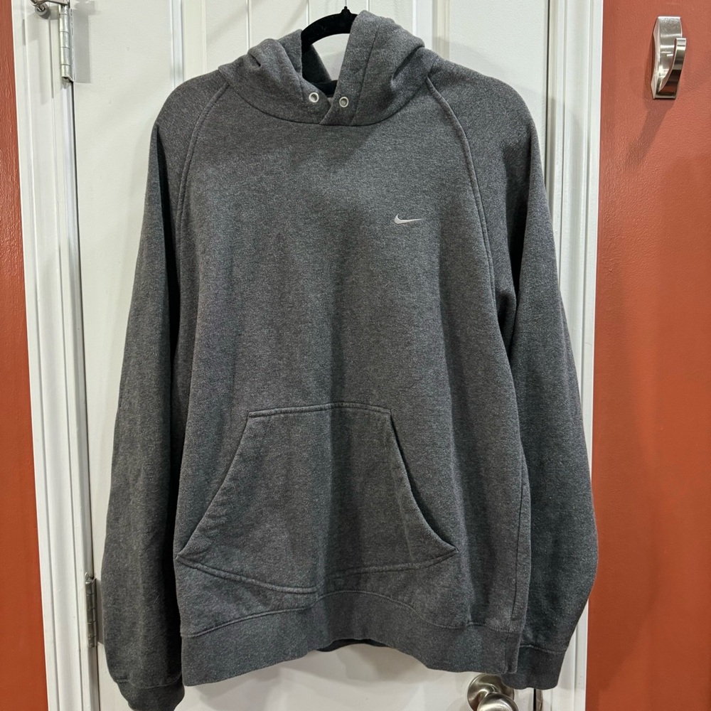 Nike Men's Gray Hoodie Size Large